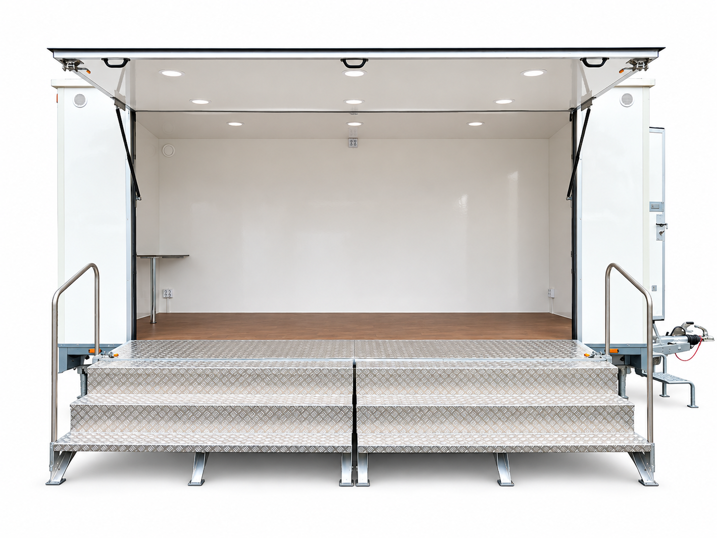 Escenario móvil de exposición RESPO con tres escalones desmontables de aluminio